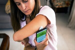 Read more about the article 10 Technological Devices Revolutionizing Diabetes Management